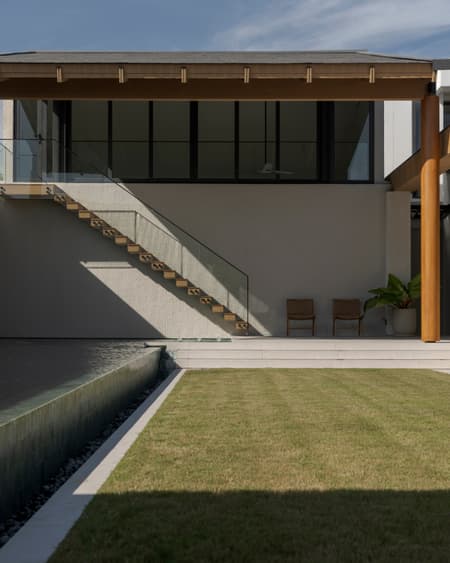Baan Tectonix House